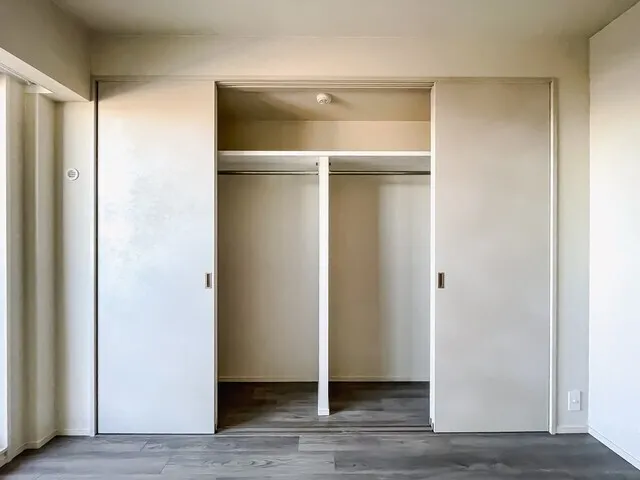 Royal Parks Ariake - Interior - ["Wall", "Flooring", "Wood"]