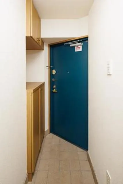 SUN Ebisu - Interior - ["Handle", "Fixture", "Door"]