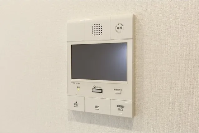 Hiroo Villa Square - Interior - ["Product", "Electronics", "Technology"]