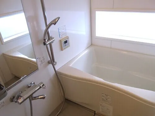 Belle Face Shimbashi - Interior - ["Plumbing fixture", "Bathtub", "Bathroom"]