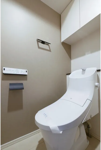 Muple Omotesando - Interior - ["Toilet seat", "Toilet", "Plumbing fixture"]