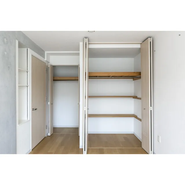 Shinonome Canal Court CODAN Building No.12 - Interior - ["Fixture", "Rectangle", "Shelving"]