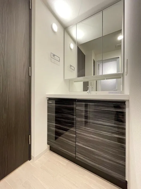 Residia Nakameguro Ⅲ - Interior - ["Wood", "Flooring", "Interior design"]