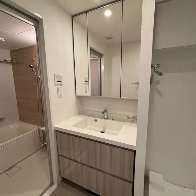 Park Axis Bunkyo Hongo - Interior - ["Flooring", "Floor", "Interior design"]