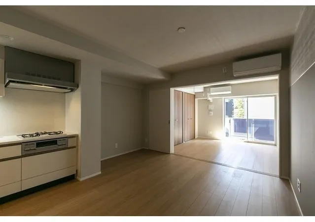 La Douceur Sugamo West - Interior - ["Apartment", "Floor", "Flooring"]