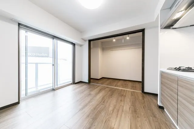 Prime Bliss Monzennakacho - Interior - ["Building", "Cabinetry", "Fixture"]