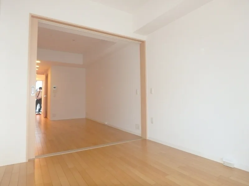 Esty Maison Toyosu Residence - Interior - ["Wood flooring", "Floor", "Flooring"]