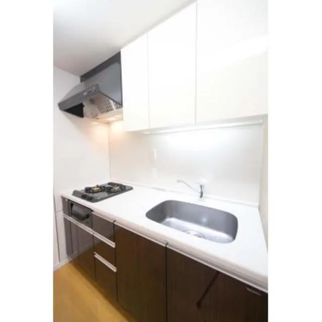 Clearwater Shiba - Interior - ["Tap", "Kitchen sink", "Cabinetry"]