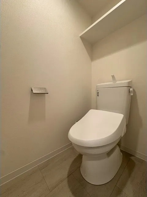 KDX Residence Kamiitabashi - Interior - ["Toilet seat", "Toilet", "Plumbing fixture"]
