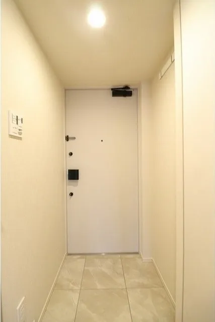 Lefon Prog-Rock Akatsuka - Interior - ["Property", "Floor", "Wall"]