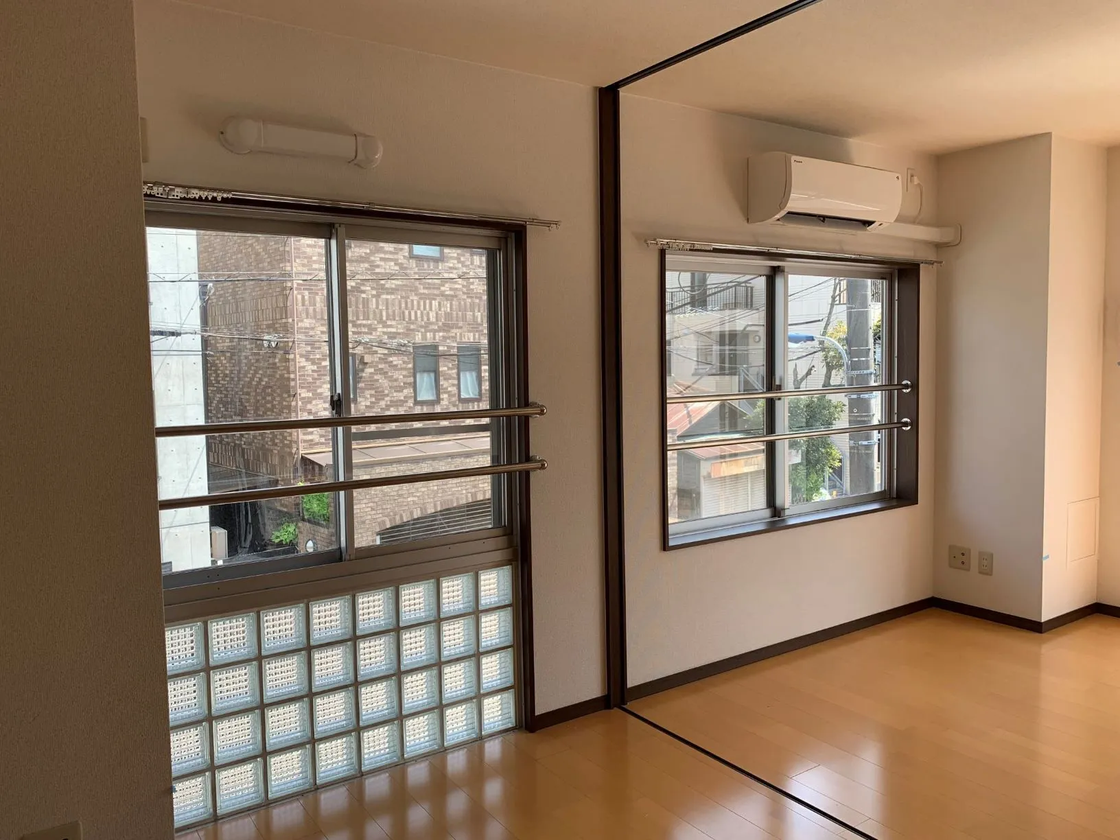 Best Hegelheim - Interior - ["Building", "Window", "Fixture"]