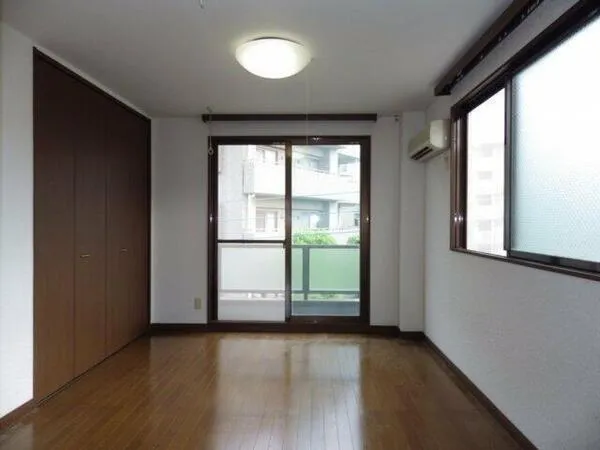 Pine Crest Fujimidai - Interior - ["Apartment", "Door", "Daylighting"]