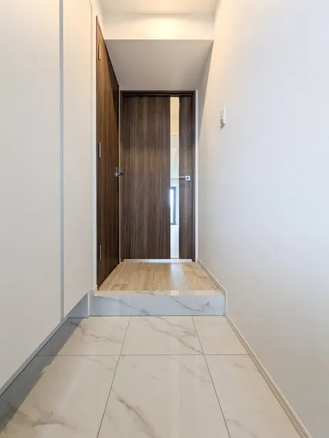 BPR Residence Minami-Shinagawa - Interior - ["Flooring", "Floor", "Wall"]