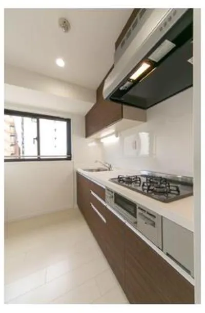 CENTENNIAL TOWER - Interior - ["Property", "Room", "Furniture"]