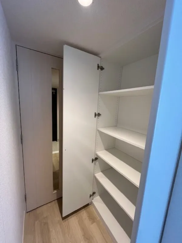 West Park Tower Ikebukuro - Interior - ["Flooring", "Wood", "Floor"]