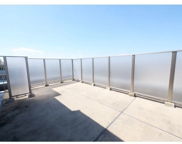 Comforia Nishimagome HILLSIDE - Interior - ["Handrail", "Balcony", "Fence"]