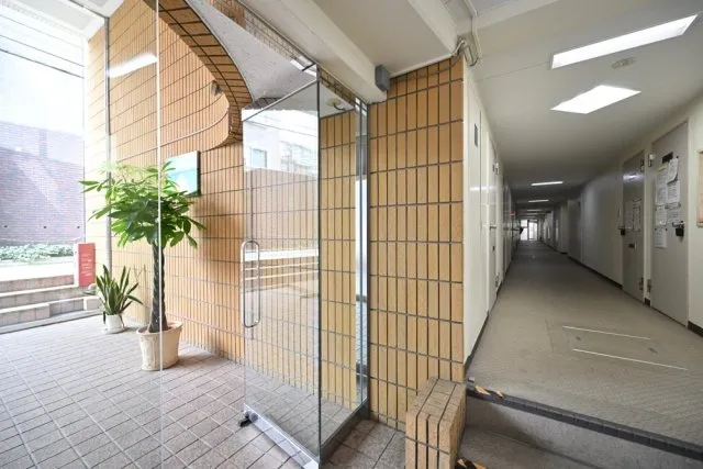 Maison Ikebukuro - Exterior - ["Wall", "Flooring", "Floor"]