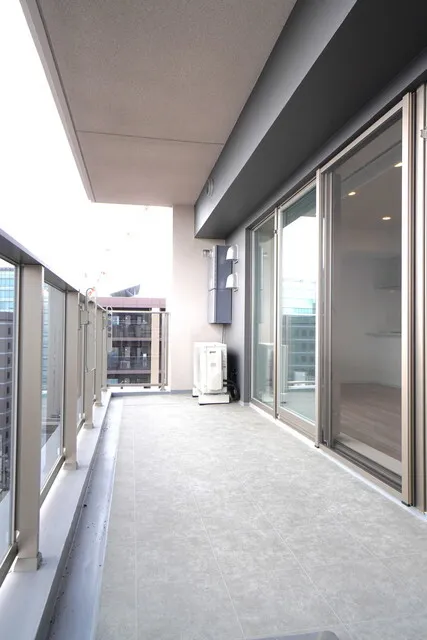 Brillia Ist Ueno Inaricho - Interior - ["Building", "Window", "Interior design"]