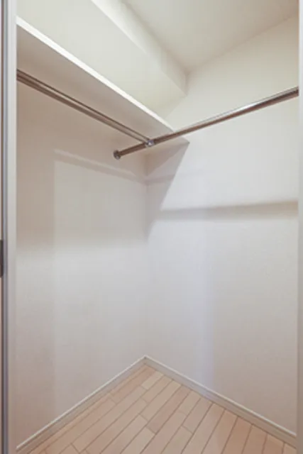 City Current Otemachi - Interior - ["Building", "Wood", "Fixture"]