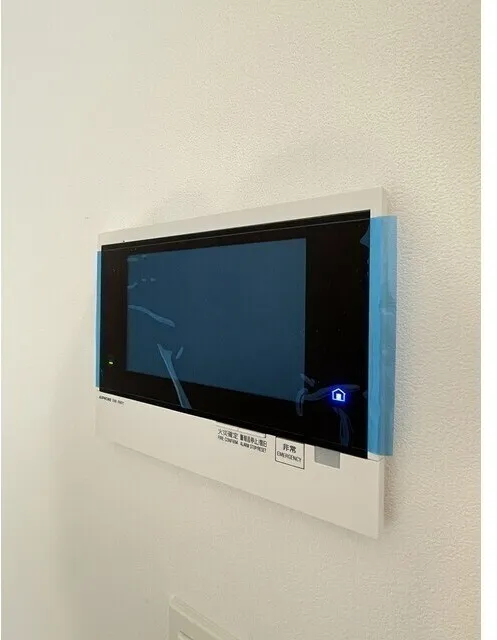 Season Flats Omorinishi - Interior - ["Electronic device", "Display device", "Technology"]