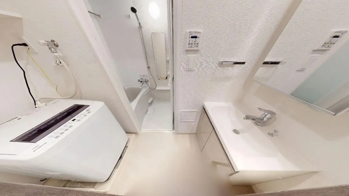 Hmlet Higashi-Shinjuku - Interior - ["Flooring", "Floor", "Plumbing fixture"]