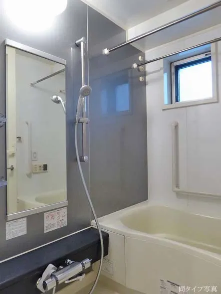 New City Apartments Shiba Park - Interior - ["Bathroom", "Property", "Room"]