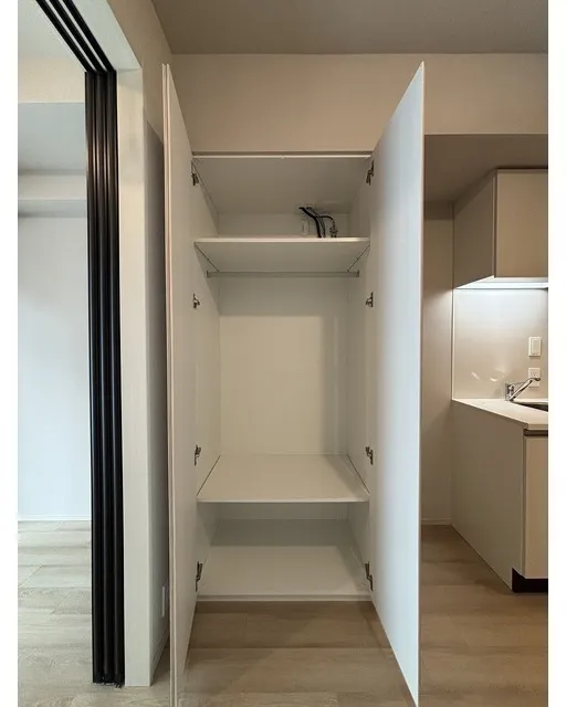 Wellis Urban Sumiyoshi East - Interior - ["Wall", "Wood", "Flooring"]