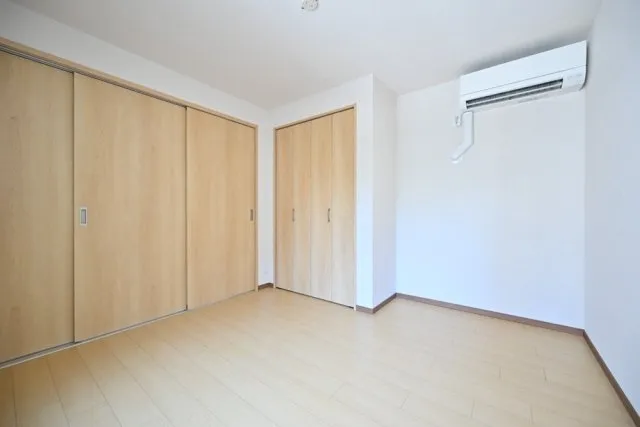 CENTRAL GARDEN RESIDENCE TOKYO - Interior - ["Flooring", "Floor", "Wood"]