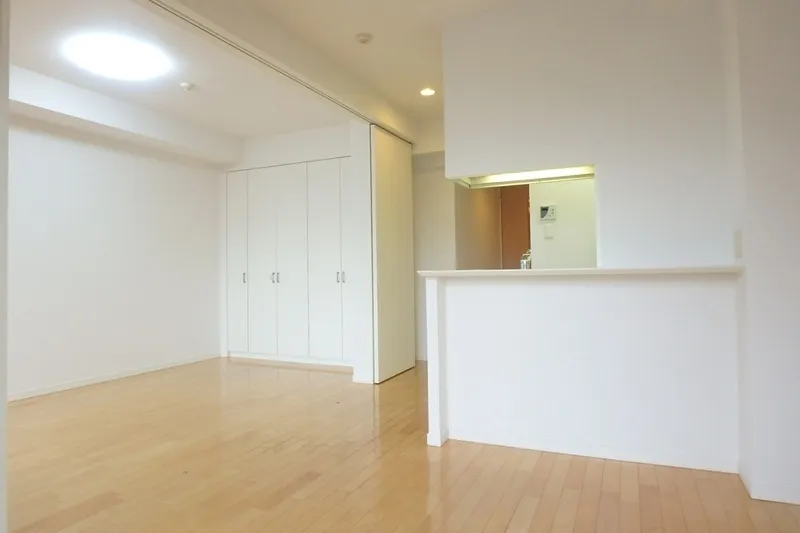 Esty Maison Kinshicho II - Interior - ["Flooring", "Floor", "Ceiling"]