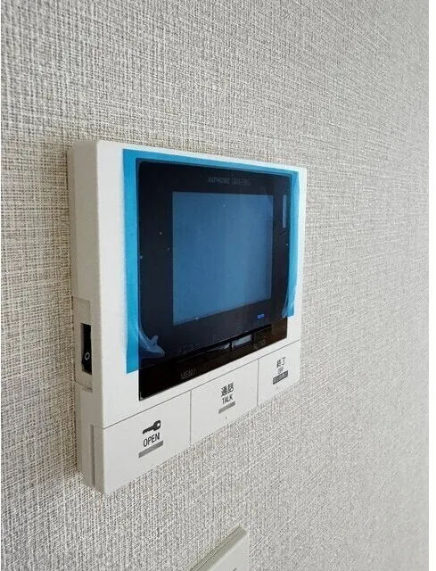 Well Square Hatagaya - Interior - ["Electronic device", "Electronics", "Display device"]