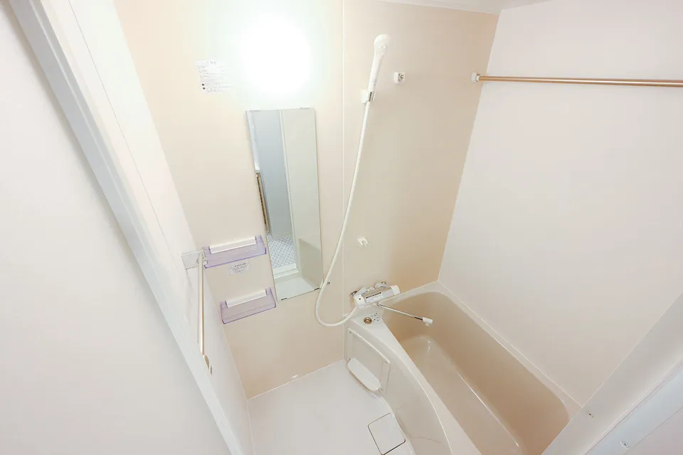 Hmlet Nishikoyama - Interior - ["Flooring", "Floor", "Plumbing fixture"]
