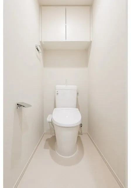 Comforia Higashiueno - Interior - ["Toilet seat", "Toilet", "Bathroom"]