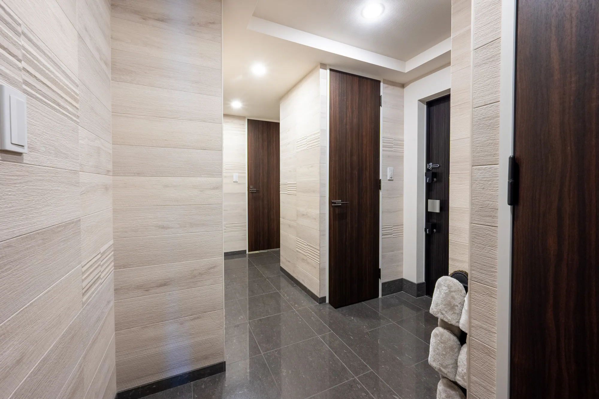 City Tower Shirokane - Interior - ["Property", "Fixture", "Door"]