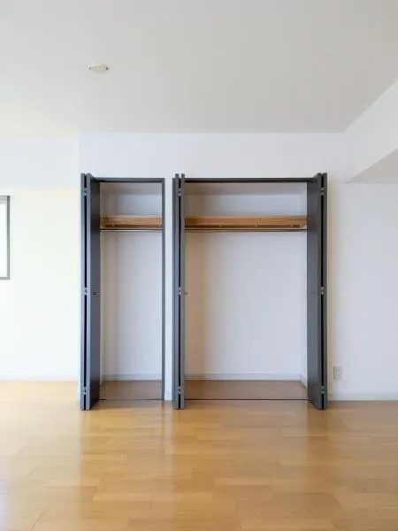 Kojimachi Residence - Interior - ["Wood", "Flooring", "Floor"]