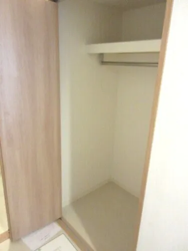 Lions Mansion Otsuka 2nd - Interior - ["Wood", "Flooring", "Floor"]
