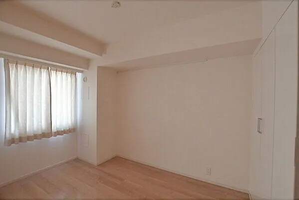 Park Court Yoyogi Hatsudai - Interior - ["Flooring", "Floor", "Wall"]