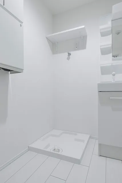 Aglaia Shinjuku Yokoteracho - Interior - ["Flooring", "Floor", "Grey"]