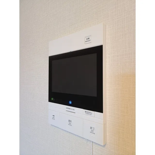 Comforia Higashioi II - Interior - ["Rectangle", "Gadget", "Television"]
