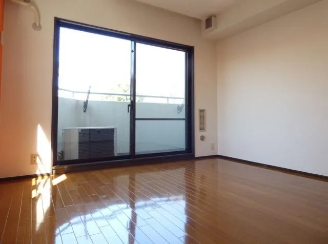 Cosmo Chihaya-Cho - Interior - ["Flooring", "Floor", "Apartment"]