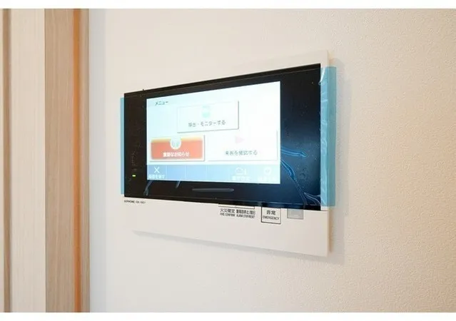 Season Flats Omorinishi - Interior - ["Electronic device", "Display device", "Technology"]