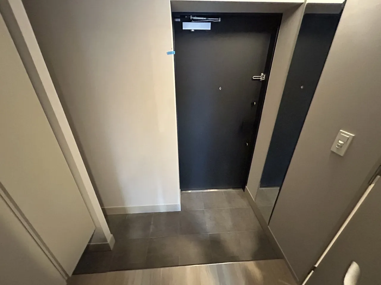 Blanciesta Asakusa Kuramae - Interior - ["Flooring", "Floor", "Grey"]