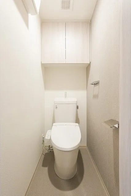 BPR Residence Oshima - Interior - ["Toilet seat", "Plumbing fixture", "Flooring"]