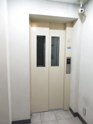 Studio Square Sumiyoshi - Exterior - ["Flooring", "Floor", "Door"]