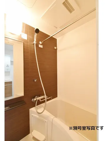 Makes Design Monzen-Nakacho River Place - Interior - ["Plumbing fixture", "Flooring", "Floor"]