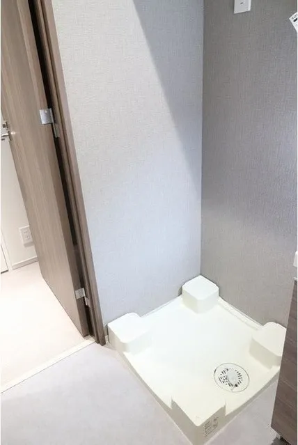 BPR Residence Monzen-Nakacho - Interior - ["Plumbing fixture", "Tile"]