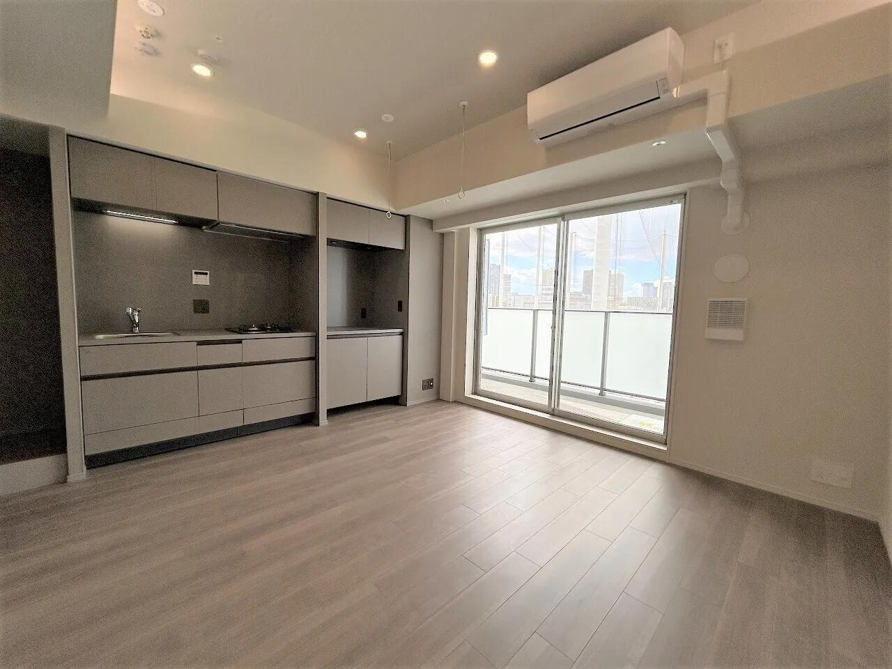Blanchiesta Kiba - Interior - ["Flooring", "Floor", "Wood flooring"]