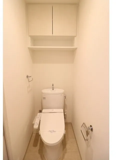 RODIA Nihonbashi Kayabacho - Interior - ["Plumbing fixture", "Floor", "Bathroom"]