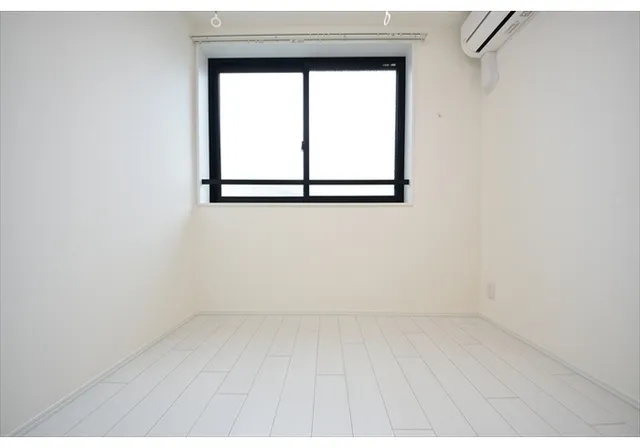 Le Coeur Shibuya Honmachi - Interior - ["White", "Flooring", "Floor"]