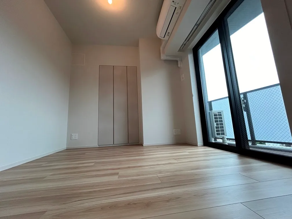 Lefon Progres Shimura Sakaue - Interior - ["Floor", "Flooring", "Wood flooring"]