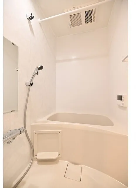 False Class Takadanobaba - Interior - ["Flooring", "Plumbing fixture", "Ceiling"]